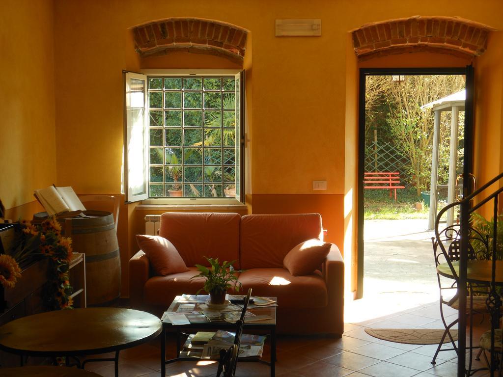 B&B La Corte Capannori Bagian luar foto